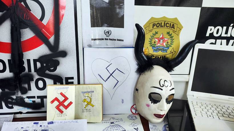 Polícia encontra materiais de apologia ao neonazismo em São Lourenço