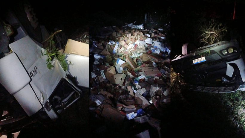 Caminhoneiro morre após caminhão com morangos cair em ribanceira na BR-459