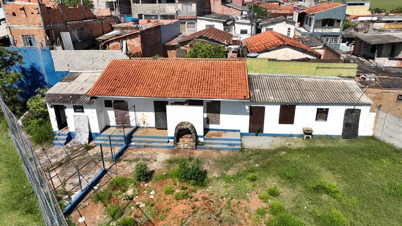 Prefeitura anuncia R$ 2 milhões para reforma do 'campo COI' no bairro São João