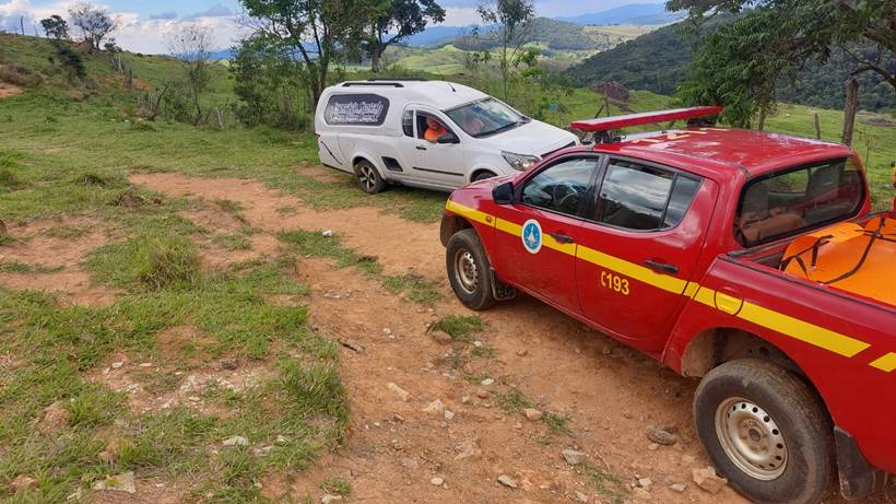 Homem morre afogado ao tentar salvar a filha que caiu em cachoeira no Sul de Minas
