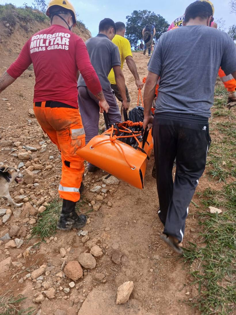 Homem morre afogado ao tentar salvar a filha que caiu em cachoeira no Sul de Minas