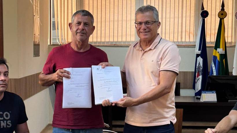 Prefeitura entrega últimos documentos da Guarda Municipal e edital do concurso fica próximo