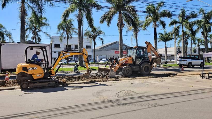 Copasa inicia substituição das redes de distribuição de água na Avenida Tuany Toledo