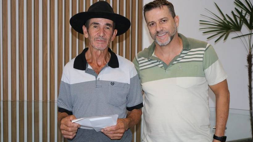 Sitiante de Congonhal rifa bezerro e doa R$5 mil ao Hospitalar Samuel Libânio