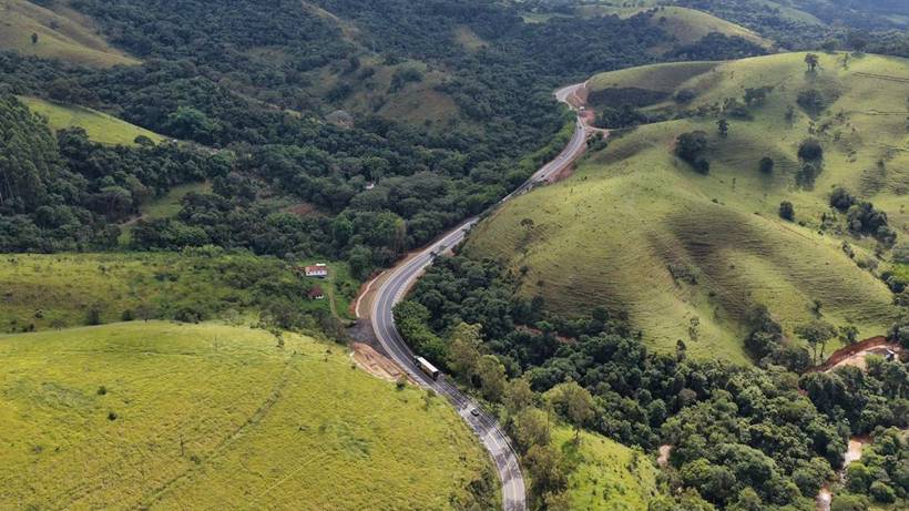 EPR entrega obras em Borda e Jacutinga; autoridades vistoriam melhorias na AMG-1935