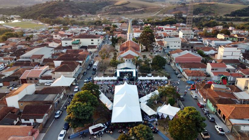 VII Festival Arte em Sabores e Tradições: Heliodora transforma seus patrimônios em cordel