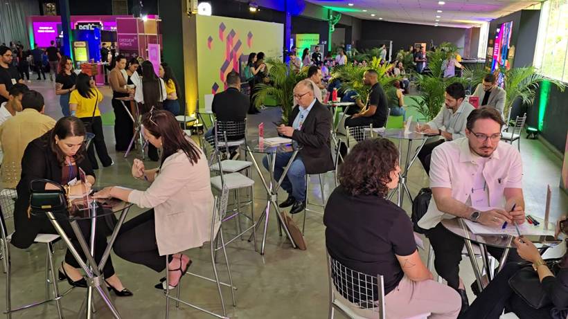 Reload reúne cerca de 500 participantes e 300 empresas em Pouso Alegre