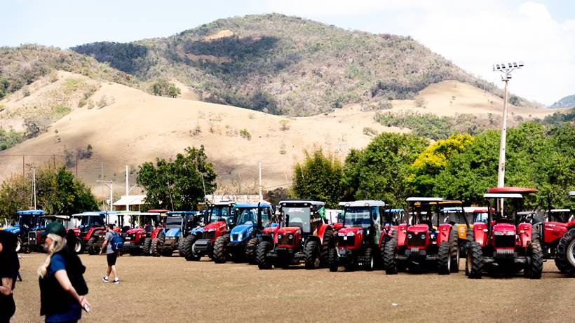 Cachoeira de Minas recebe Feira do Produtor Rural e Tratorada com shows gratuitos