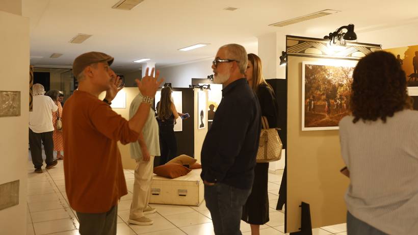 Exposição fotográfica apresenta cultura do povo Kamaiurá em Cambuí