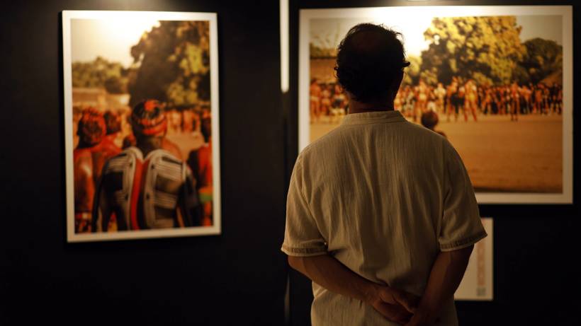 Exposição fotográfica apresenta cultura do povo Kamaiurá em Cambuí
