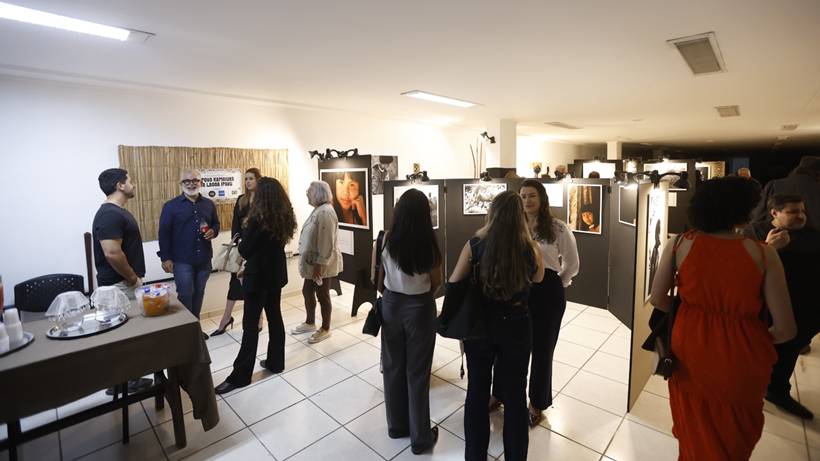 Exposição fotográfica apresenta cultura do povo Kamaiurá em Cambuí