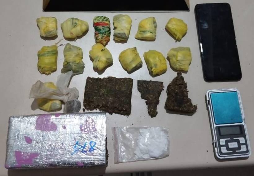 PM prende dois homens e apreende drogas, dinheiro e veículo em Ouro Fino