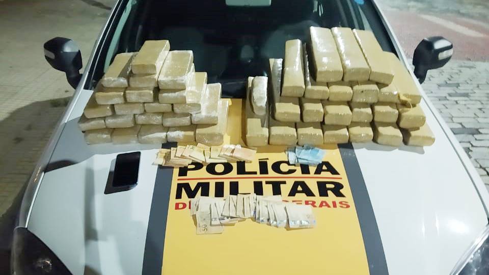 Passa Quatro: Polícia apreende 108 kg de maconha e prende três pessoas