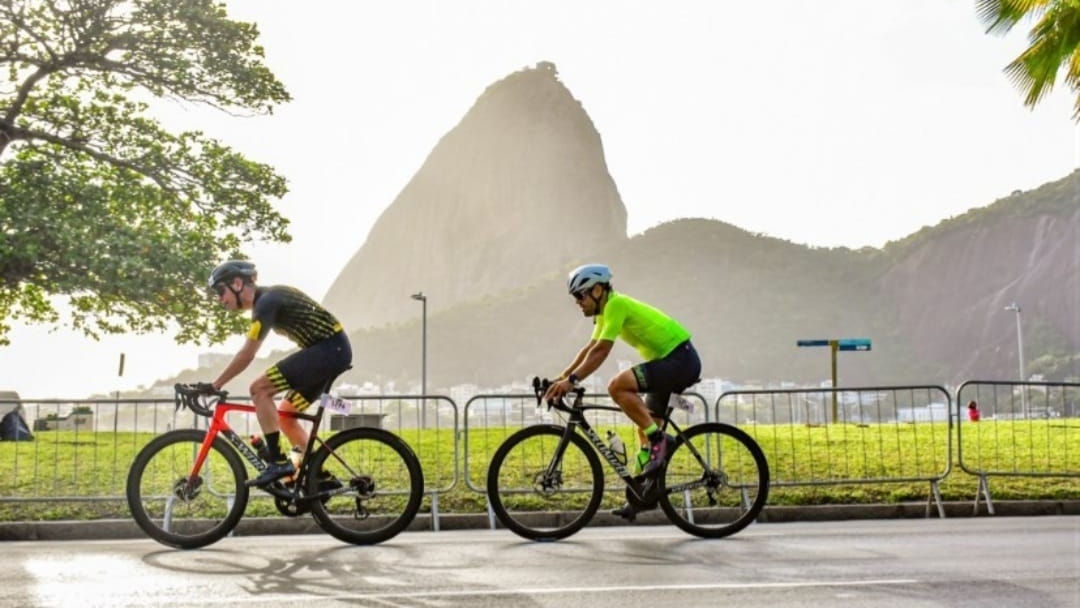 Ciclista pouso-alegrense é vice-campeão do L’Étape Rio. Foto: Fernanda Balster / Reprodução Leandro Moretti