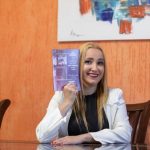 luciana pereira rezende lanca livro para maes que trabalham - reproducao