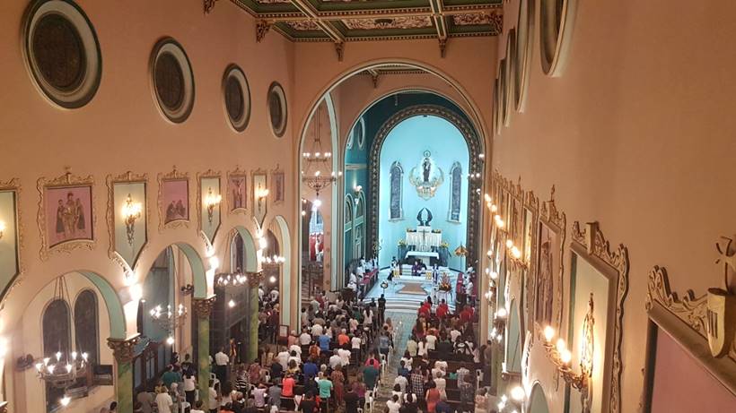 Imagem de beata nhá chica de capela em Inconfidentes até Basílica de Borda da Mata. Foto: José Valmei Bueno