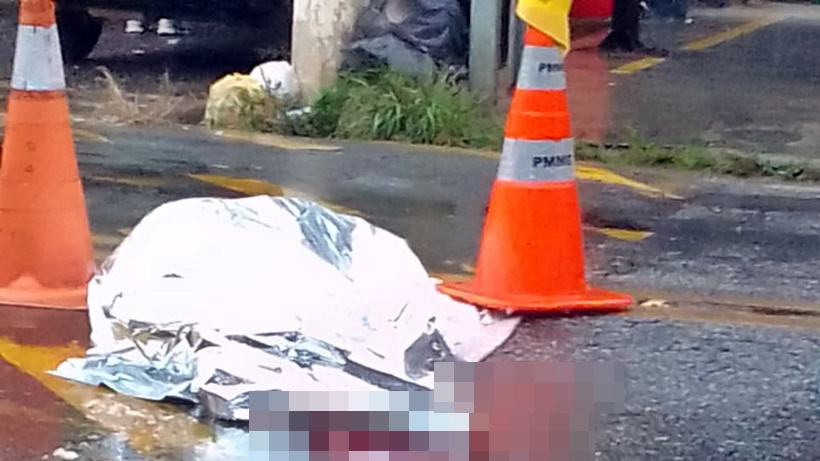 Identificado homem que morreu atropelado por ônibus escolar em Itajubá