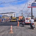 Obra e caminhão quebrado geram congestionamento na Avenida Perimetral
