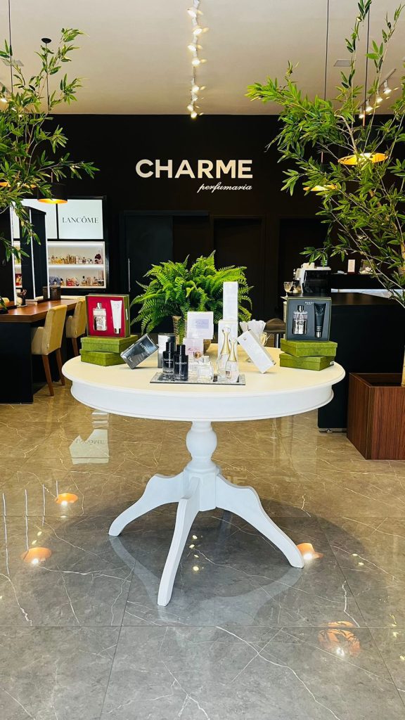 Charme Perfumaria: Um ícone de elegância em Pouso Alegre