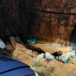 Corpo de idoso é encontrado enterrado em quintal de casa em Munhoz
