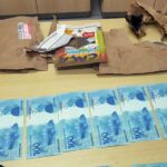 Jovens são alvos de operação que apura distribuição de moeda falsa no Sul de Minas