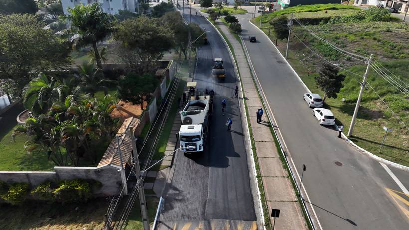 Obras na avenida do Horto Pouso Alegre
