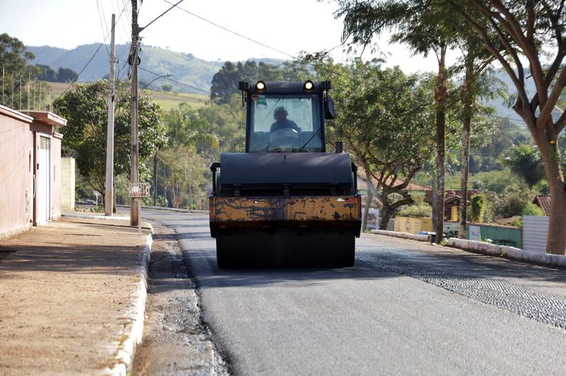 Obras na avenida do Horto Pouso Alegre