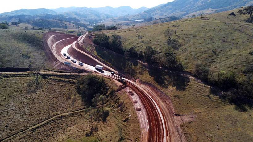 Obras avançam em estrada que liga Consolação a Cambuí, no Sul de Minas