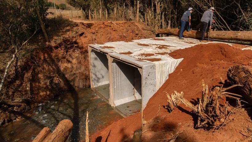 Ponte do Sarpão é reformada e está liberada na zona rural de Pouso Alegre