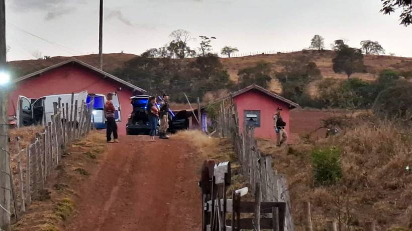 Mulher é morta por cães da vizinha na zona rural de Caldas