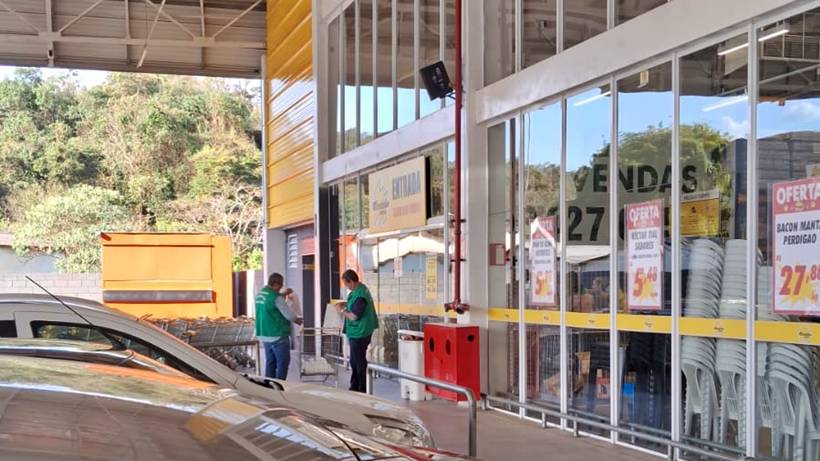 Vigilância Sanitária interdita atacarejo da Rede Mineirão em Pouso Alegre