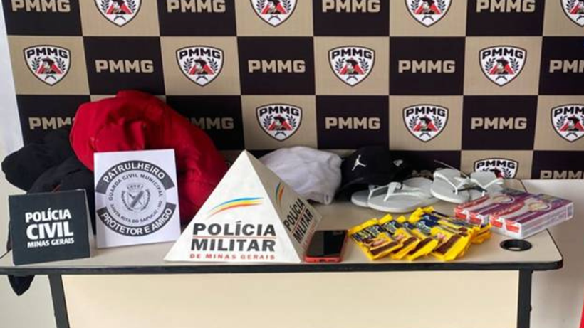 Homem furta chocolates, cremes dental e chinelos em supermercado de Santa Rita do Sapucaí