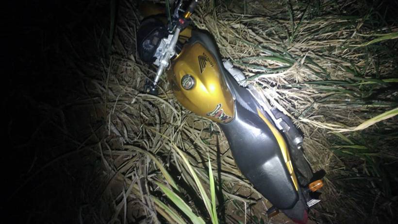 Homens roubam moto em Espírito Santo do Dourado; PM recupera veículo após perseguição