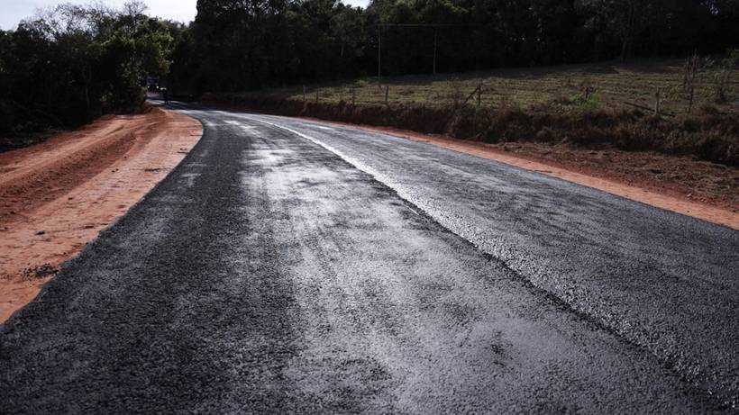 Pavimentação de novo trecho da estrada do Massaranduba será concluída está semana