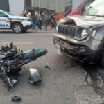 Moto e carro se envolvem em acidente na Rua Comendador José Garcia