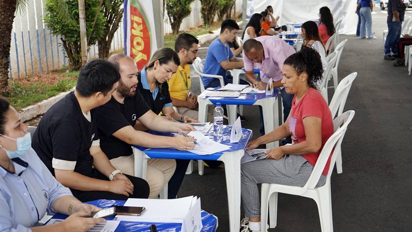 Prefeitura promove feirão com mais de 400 vagas de emprego em Pouso Alegre