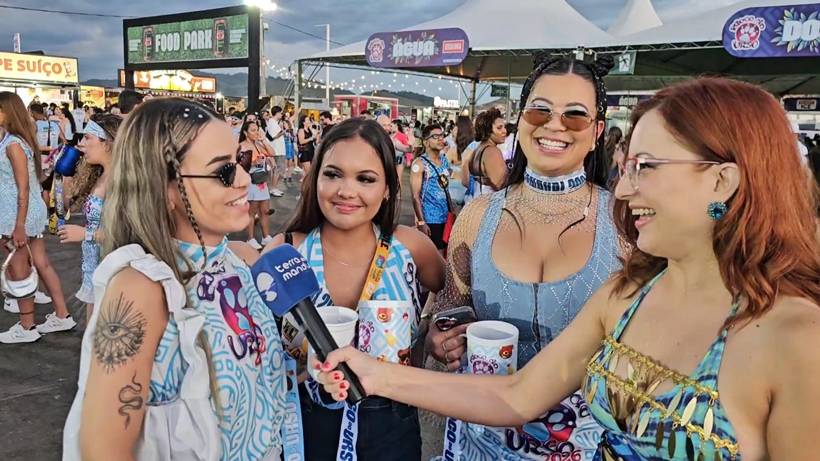 Confira entrevistas com foliões durante o domingo de Carnaval no Bloco do Urso