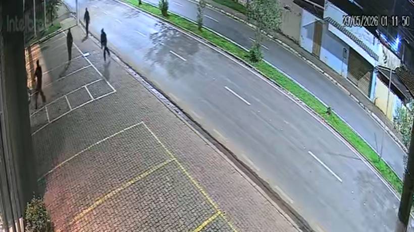 Segundo caso em 20 dias: Criminosos arrombam concessionária, mas fogem sem levar motos